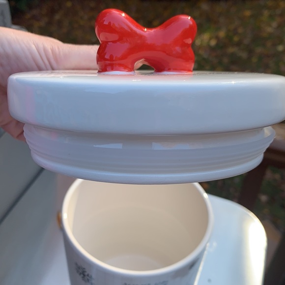 New Mickey Mouse Christmas Holiday Sketchbook Pet Treat Canister - Picture 10 of 12